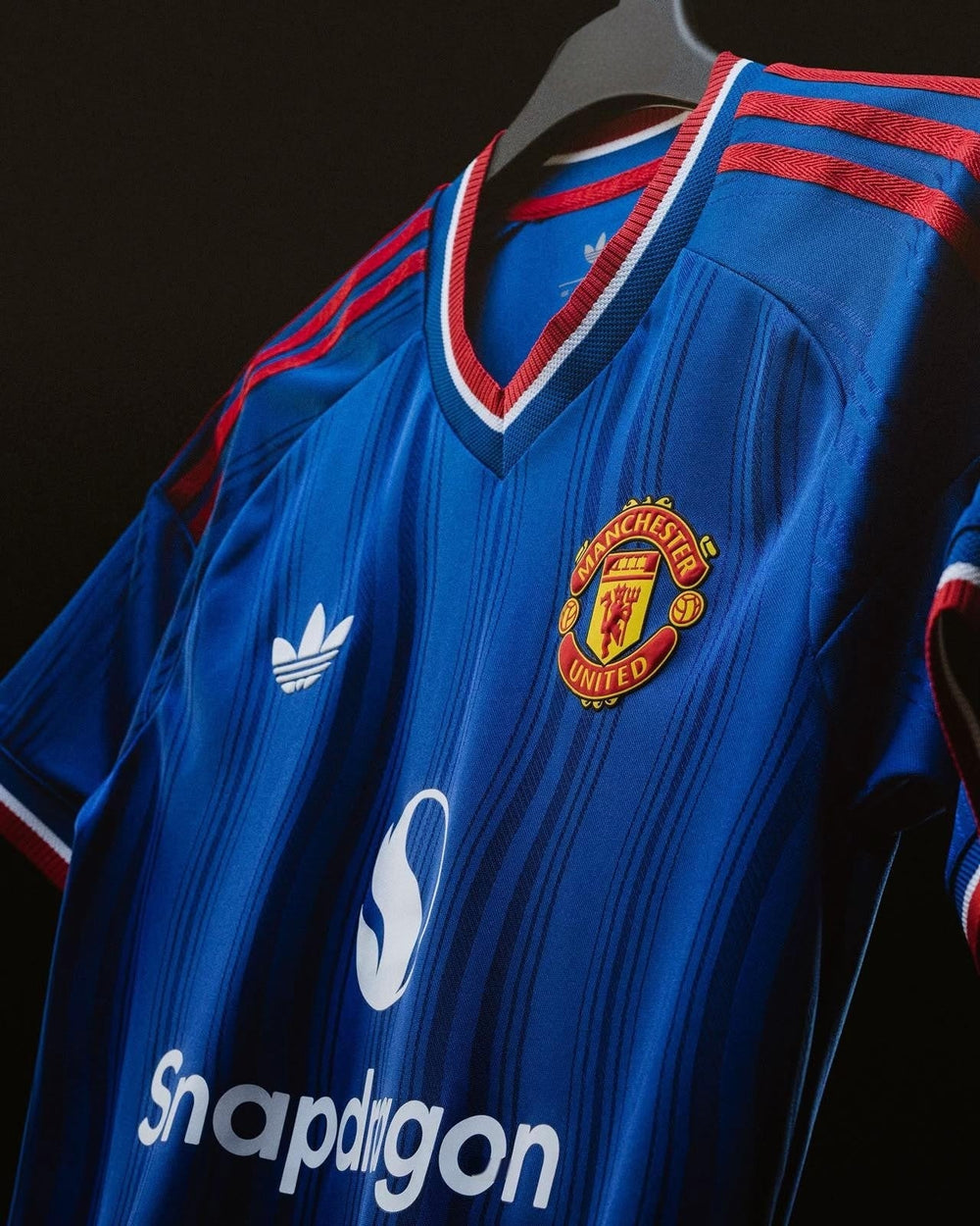 Manchester United 2026/27 Away Jersey (Fan Version)