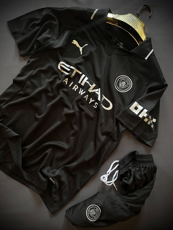 Manchester City 2025/26 Away Set (With Shorts)