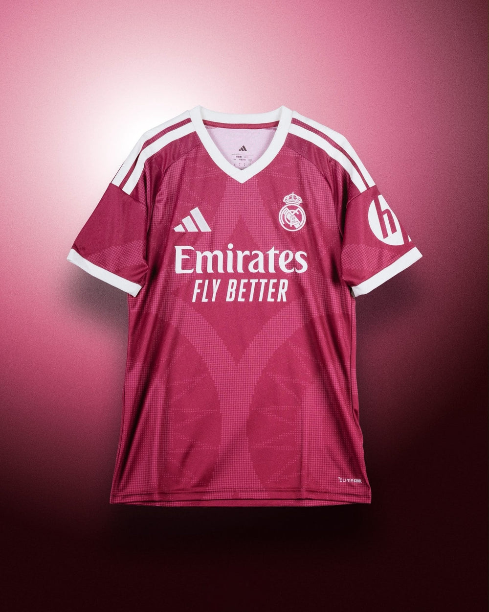 Real Madrid 2026/27 Third Jersey (Player Version) – Photo 1