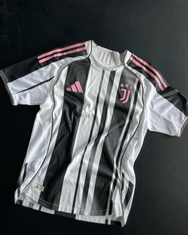 Juventus 2025/26 Home Jersey (Fan Version)