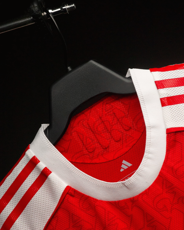 Arsenal Home 2025/26 Jersey
(Player Version) - Image 8