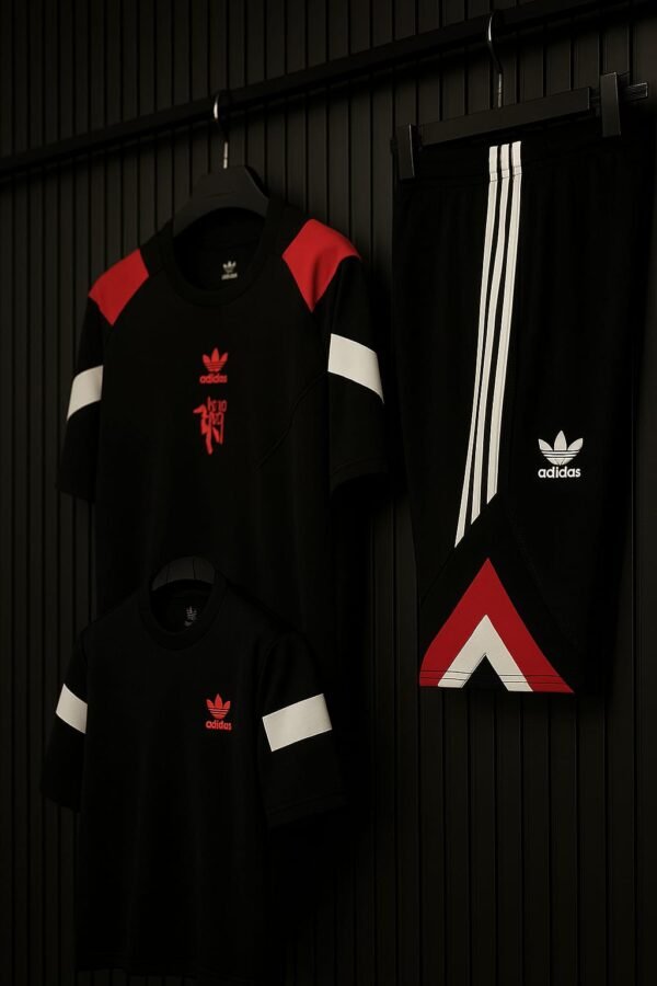 Manchester United Classic Jersey Set (With Shorts) - Image 2