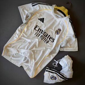 Real Madrid 2025/26 Home Set (With Shorts)